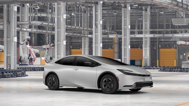 New 2027 Toyota Prius LE FWD image 16