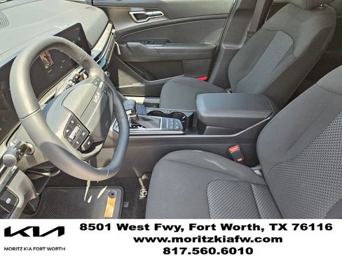 New 2026 Kia Sportage LX FWD image 9