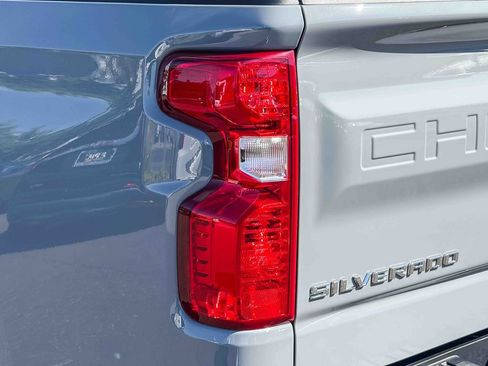 Used 2025 Chevrolet Silverado 1500 Custom RWD image 8
