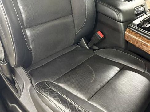 Used 2018 Chevrolet Suburban Premier image 14