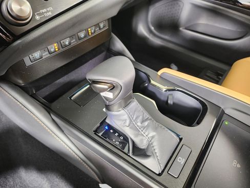 New 2025 Lexus ES 350 w/ Premium Package image 33