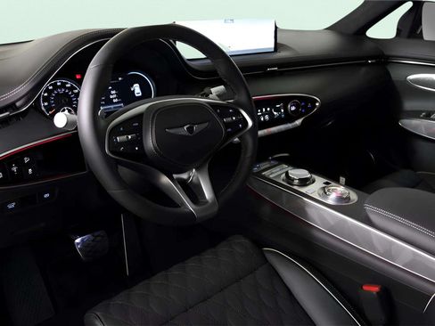 Used 2025 Genesis GV70 3.5T Sport w/ Sport Advanced Package AWD/4WD image 41