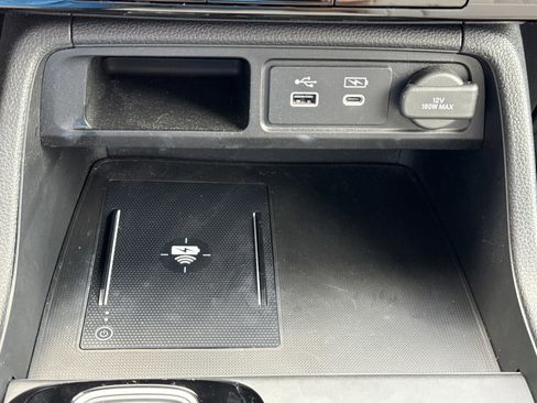 Used 2023 Honda Pilot Touring image 33