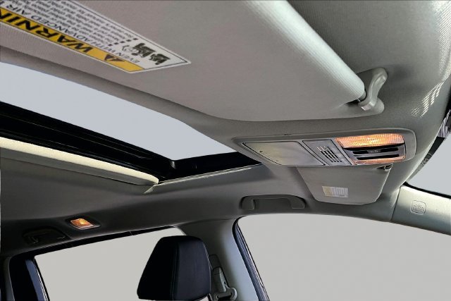 Used 2025 Honda Odyssey EX-L image 27