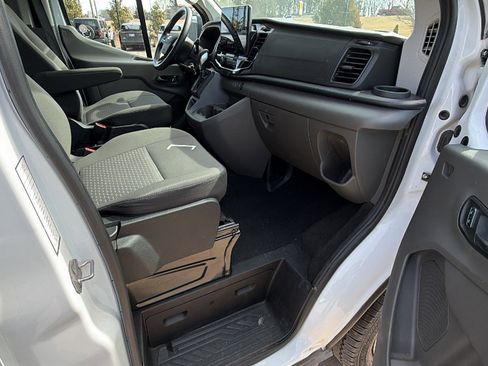 Used 2024 Ford Transit 350 XLT image 21