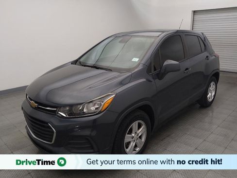 Used 2021 Chevrolet Trax LS w/ Tint and Cruise Package FWD image 1