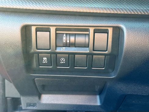 Certified 2021 Subaru Crosstrek 2.0i Premium image 6