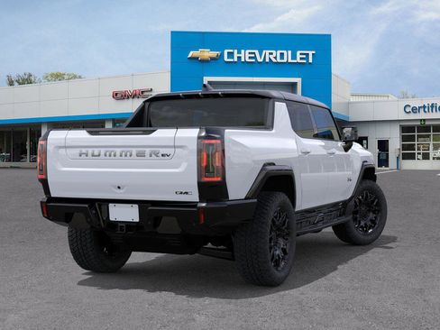 New 2026 GMC Hummer EV 4x4 Crew Cab image 4
