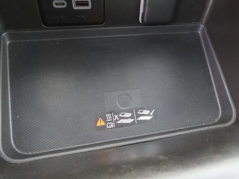 Certified 2024 GMC Yukon SLT w/ Max Trailering Package image 35