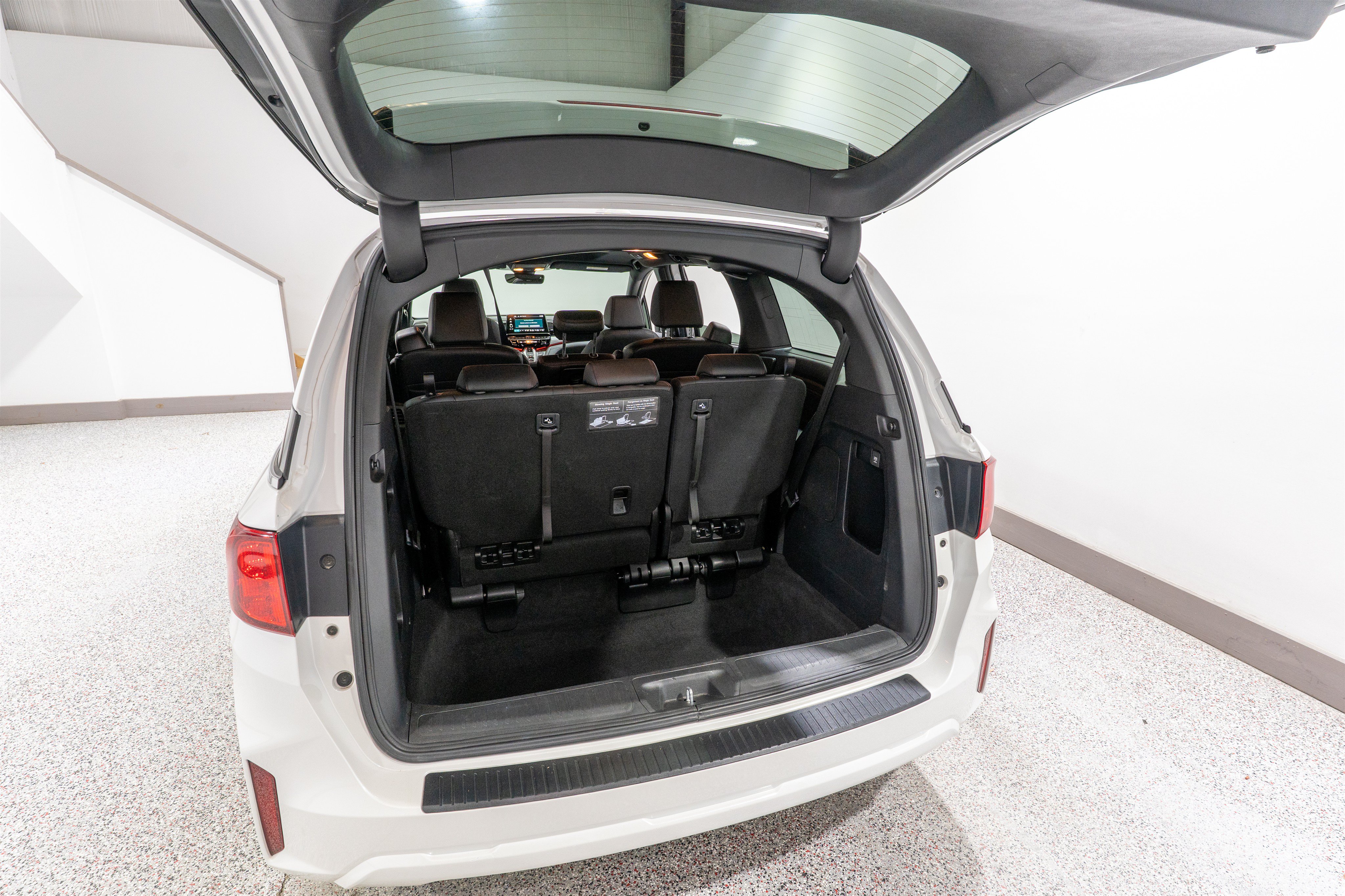Used 2025 Honda Odyssey Sport-L image 34