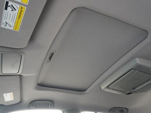 Used 2019 Honda Pilot Touring image 26
