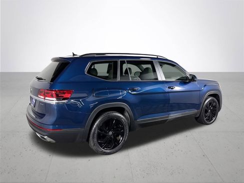 Certified 2023 Volkswagen Atlas SE w/ Panoramic Sunroof Package image 25