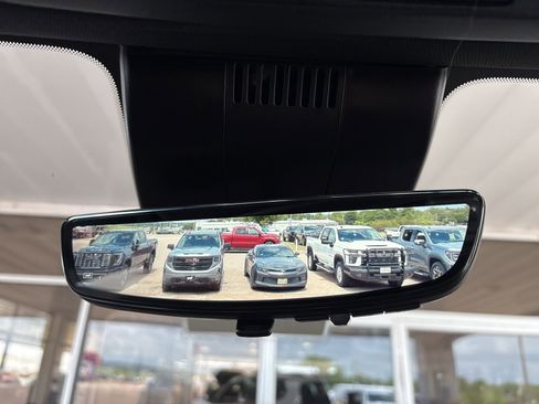 New 2026 GMC Sierra 2500 AT4 w/ AT4 Premium Plus Package AWD/4WD image 22