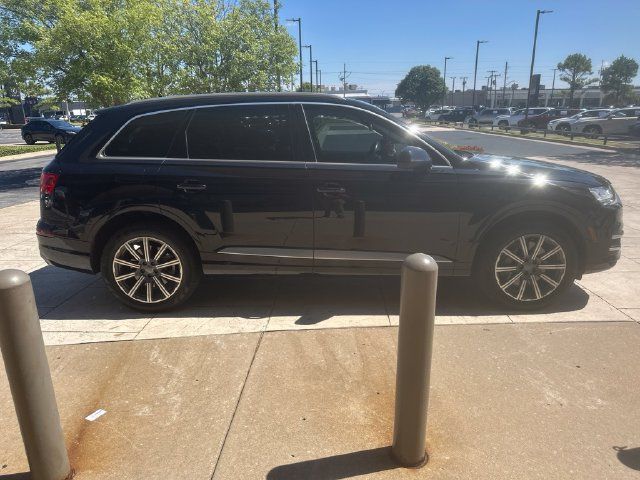 Used 2018 Audi Q7 3.0T Prestige w/ Prestige Package AWD/4WD image 6