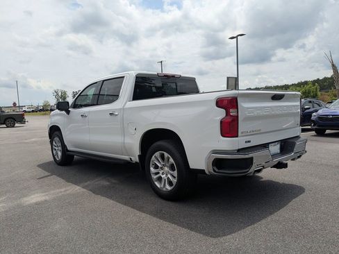 Used 2022 Chevrolet Silverado 1500 LTZ w/ LTZ Premium Package AWD/4WD image 6