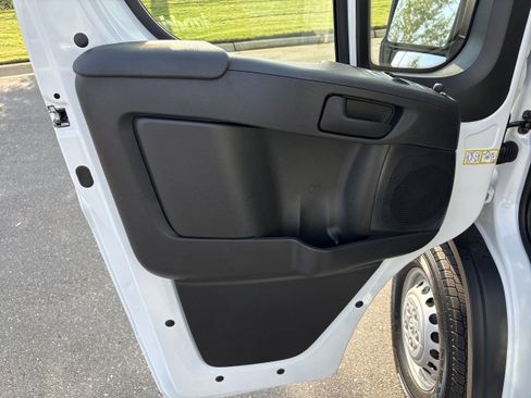 New 2025 RAM ProMaster 3500 w/ Premium Convenience Group image 14