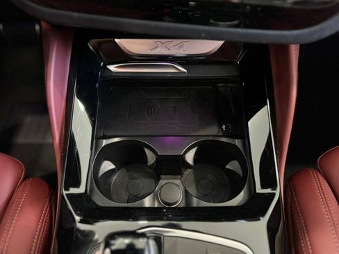 Used 2025 BMW X4 xDrive30i w/ Premium Package image 32