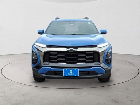 New 2026 Chevrolet Equinox ACTIV AWD/4WD image 2