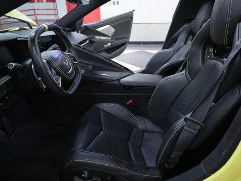 Used 2022 Chevrolet Corvette Stingray Premium Cpe w/ Z51 Performance Package image 25