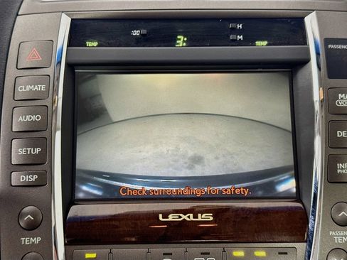 Used 2010 Lexus ES 350 w/ Preferred Accessory Package FWD image 18