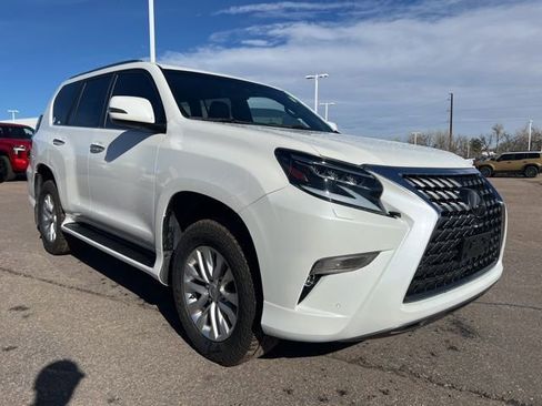 Used 2021 Lexus GX 460 Premium w/ Premium Package image 7