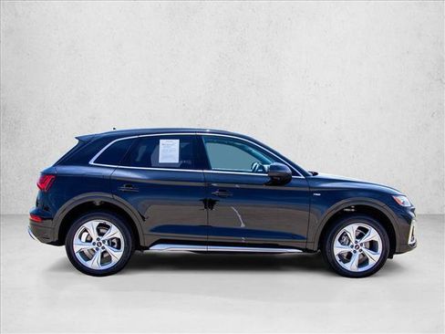 Certified 2023 Audi Q5 2.0T Premium Plus w/ Premium Plus Package AWD/4WD image 4