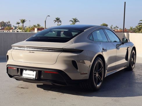 Certified 2025 Porsche Taycan Turbo AWD/4WD image 9