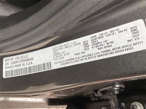 Used 2024 RAM 1500 Laramie image 28