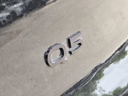 Certified 2025 Audi Q5 Premium Plus w/ Premium Plus image 15