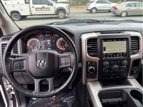 Used 2018 RAM 1500 Big Horn image 15