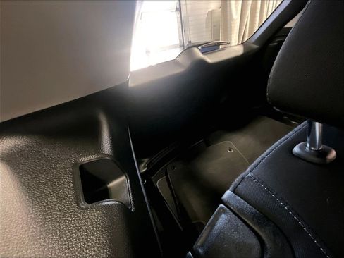 Used 2025 Honda CR-V LX image 17
