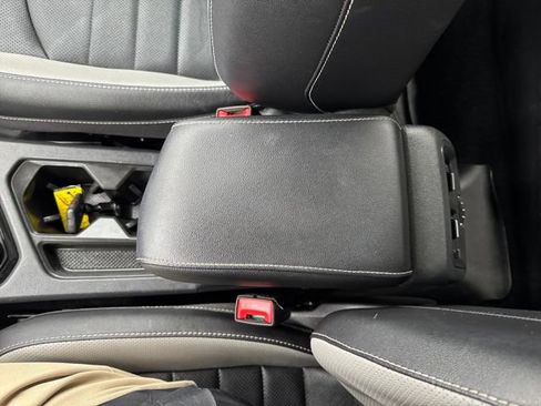 Certified 2023 Volkswagen Taos SEL image 30