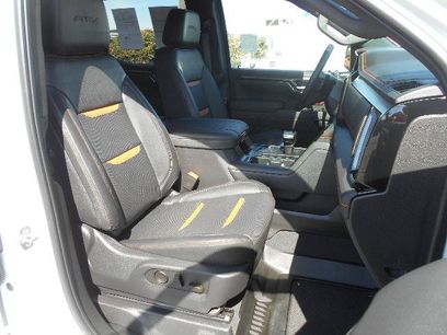 Used 2025 GMC Sierra 1500 AT4 w/ AT4 Premium Package