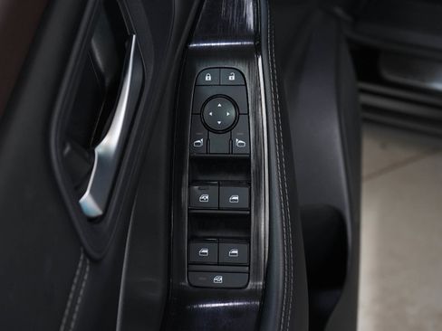 Used 2023 Nissan Rogue SV w/ SV Premium B Package AWD/4WD image 19