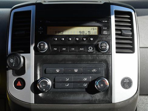 Used 2014 Nissan Xterra X image 19