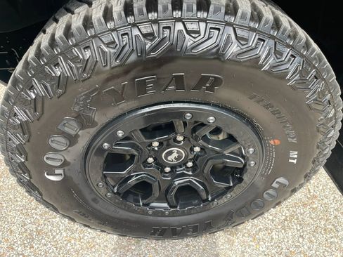 Used 2022 Ford Bronco Outer Banks w/ Sasquatch Package AWD/4WD image 9