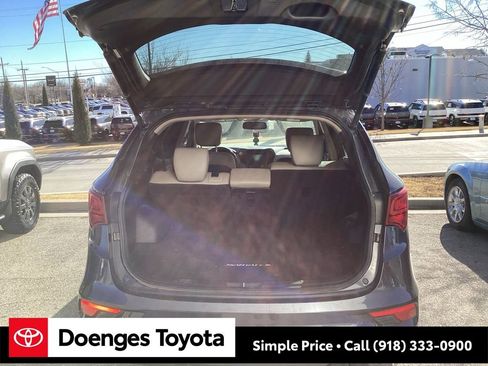 Used 2018 Hyundai Santa Fe Sport image 10