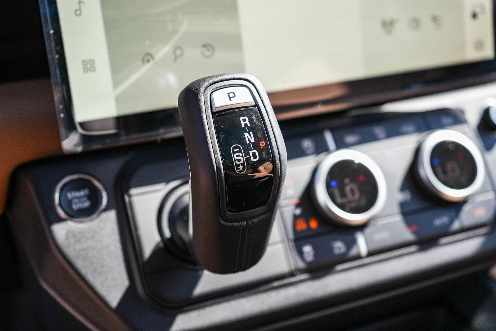 New 2026 Land Rover Defender 110 S AWD/4WD image 19