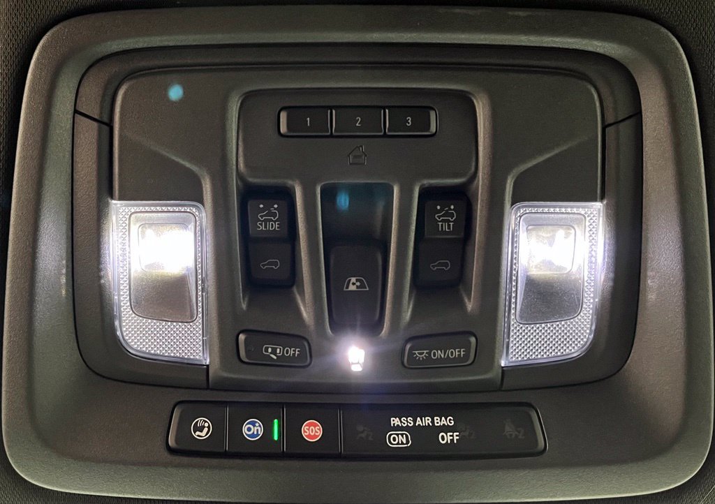 Used 2024 Chevrolet Silverado 1500 High Country w/ High Country Premium Package AWD/4WD image 42