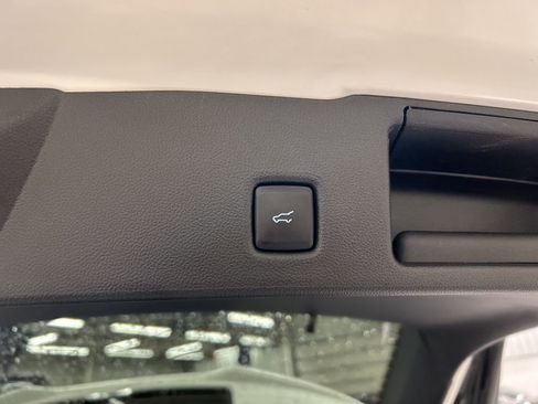 Certified 2024 Ford Escape ST-Line w/ Tech Pack #1 image 33