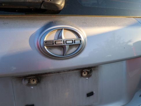 Used 2012 Scion xD FWD image 12