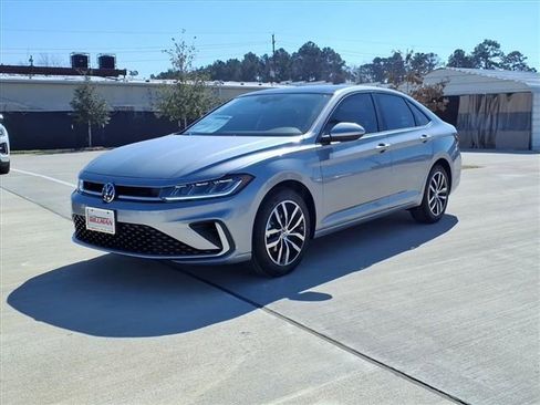 New 2026 Volkswagen Jetta SE FWD image 2
