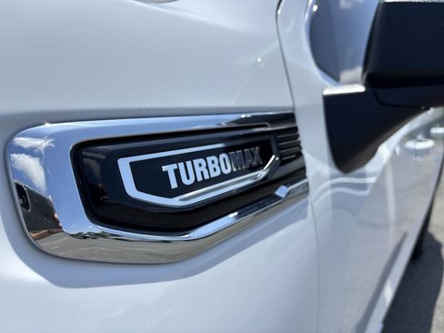 New 2025 GMC Sierra 1500 SLE w/ Preferred Package image 43