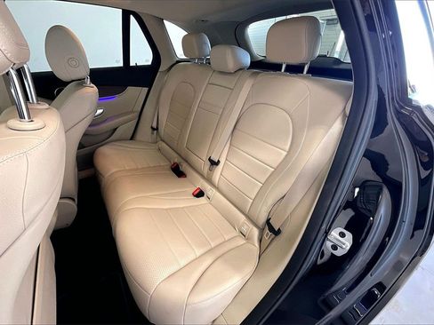 Certified 2022 Mercedes-Benz GLC 300 image 20