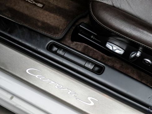 Used 2011 Porsche 911 Carrera S RWD image 47