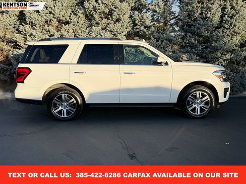 Used 2024 Ford Expedition Limited image 11