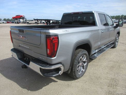New 2026 GMC Sierra 1500 SLT w/ SLT Premium Plus Package AWD/4WD image 4