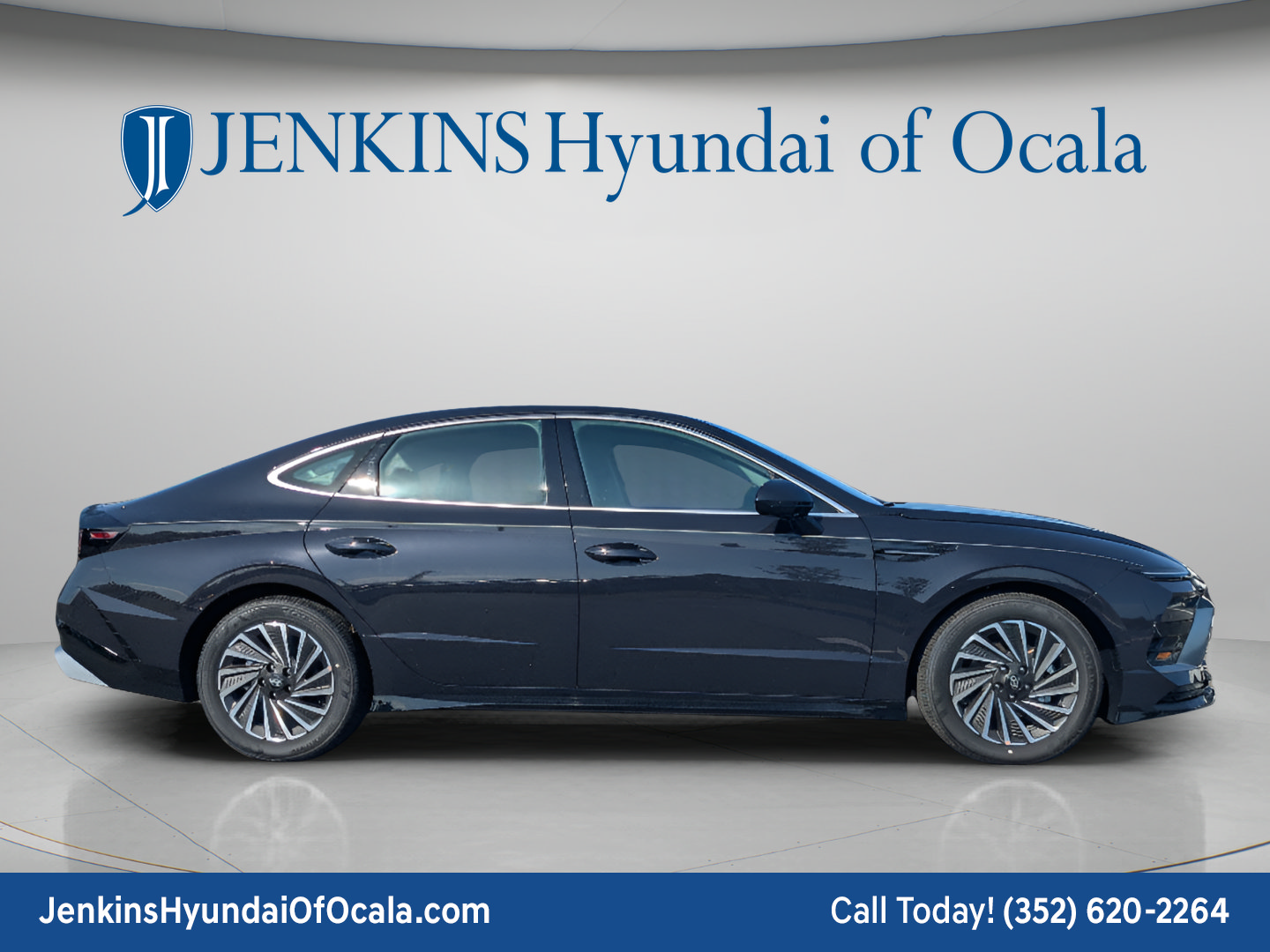New 2026 Hyundai Sonata SEL FWD image 2