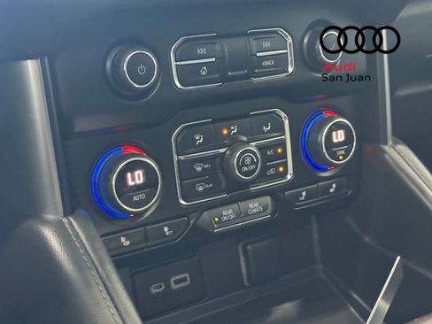 Used 2023 Chevrolet Tahoe Z71 w/ Luxury Package image 20