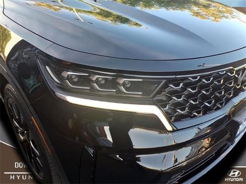 Used 2022 Kia Sorento SX image 6